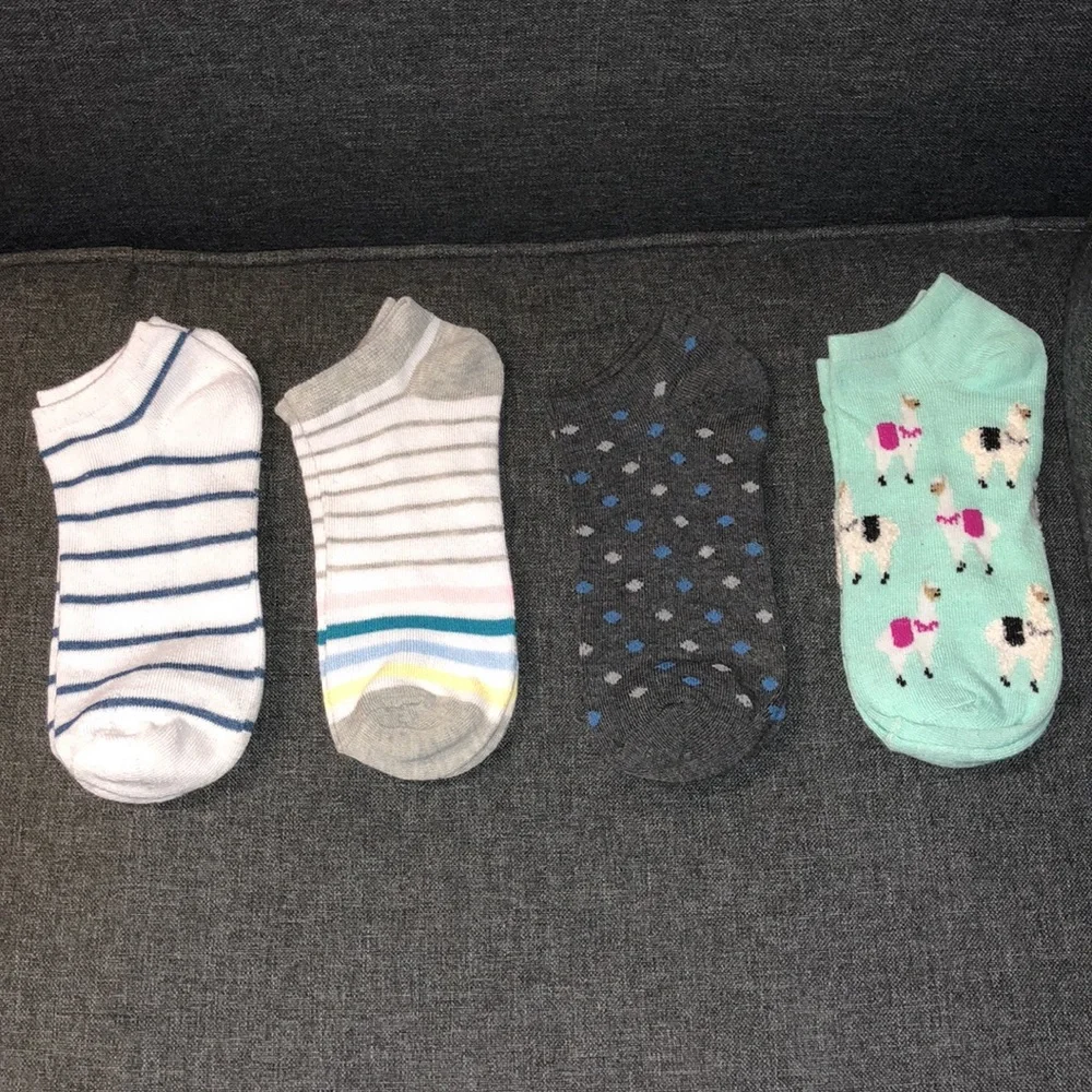 4 Pair Girl’s Ankle Socks L/XL 10/12 Stripe Diamond llama NWOT